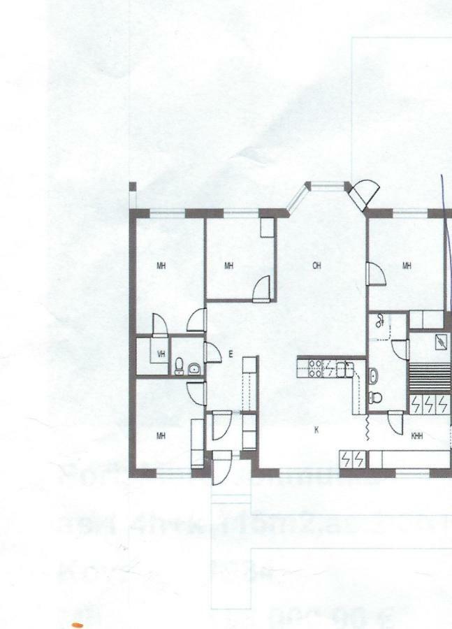 4 Bedrooms Near Center - Kranni Pori Exterior foto